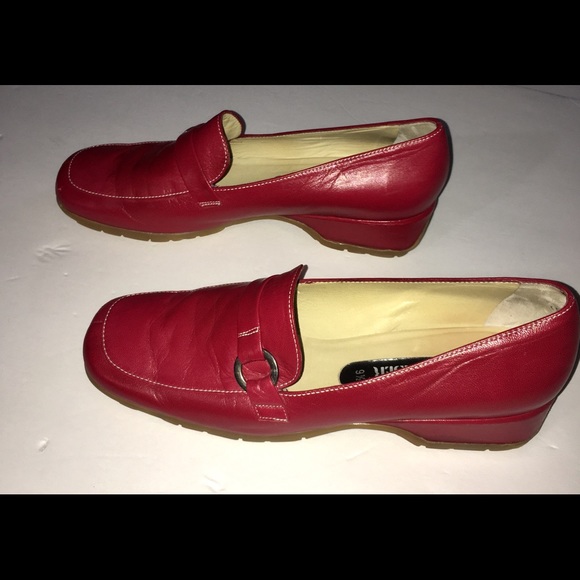 9.5 Women’s RED PETER KAISER Flat Rubber sole Shoe - Picture 8 of 8